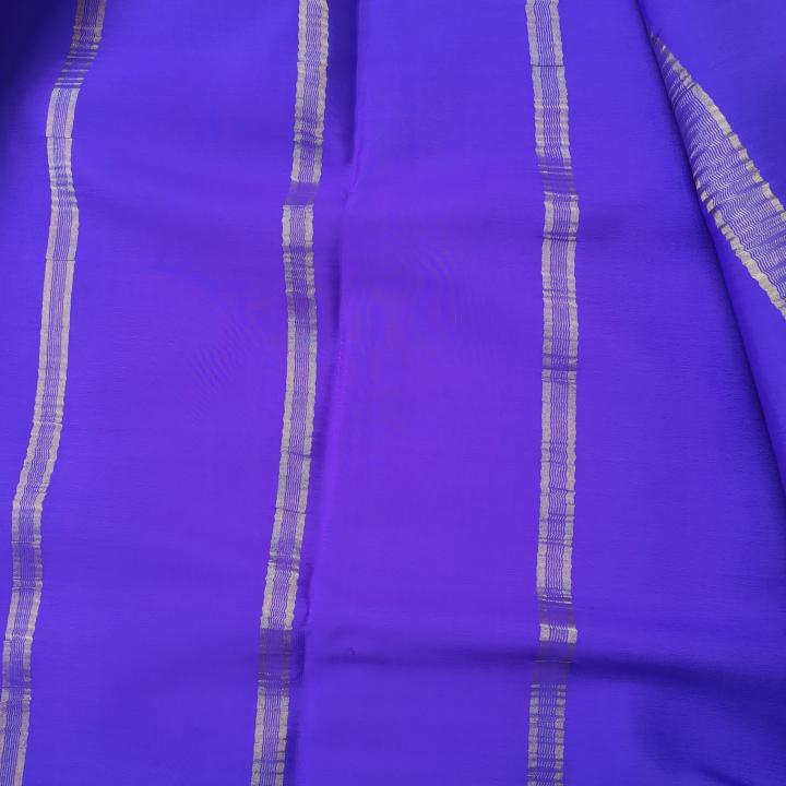 Royal lavender Mango Zari Border Saree