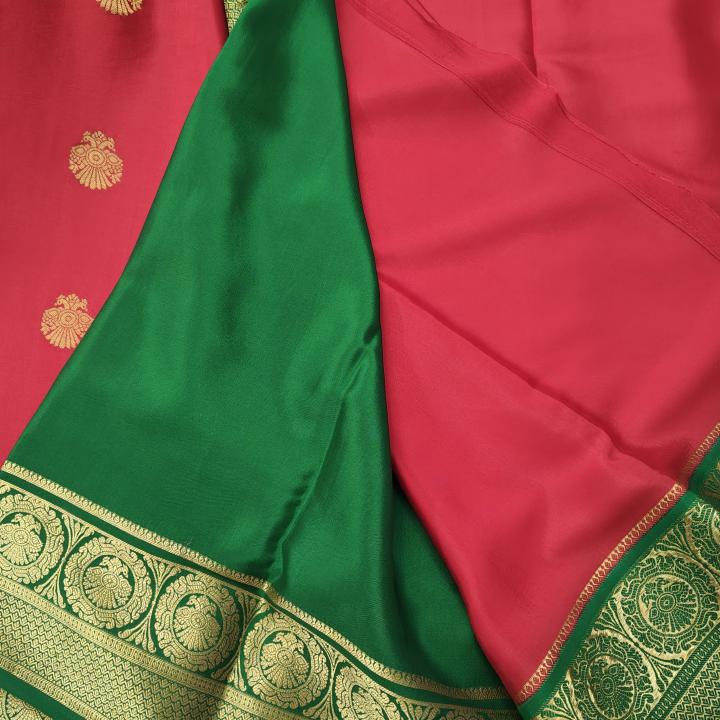 Red & Emerald Green Dual‑Tone Saree